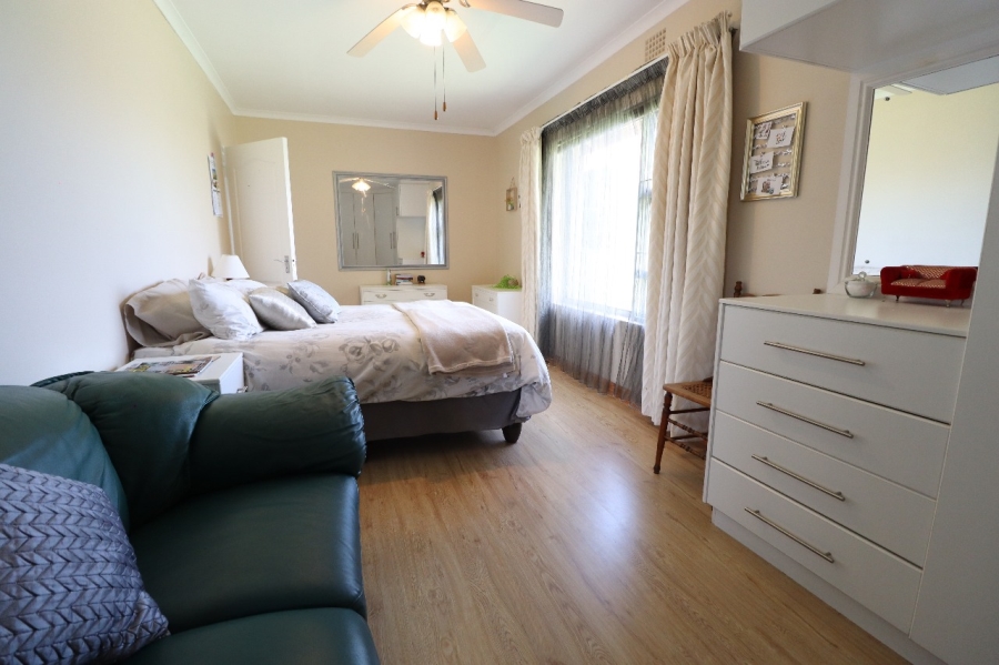 3 Bedroom Property for Sale in Kabega Park Eastern Cape